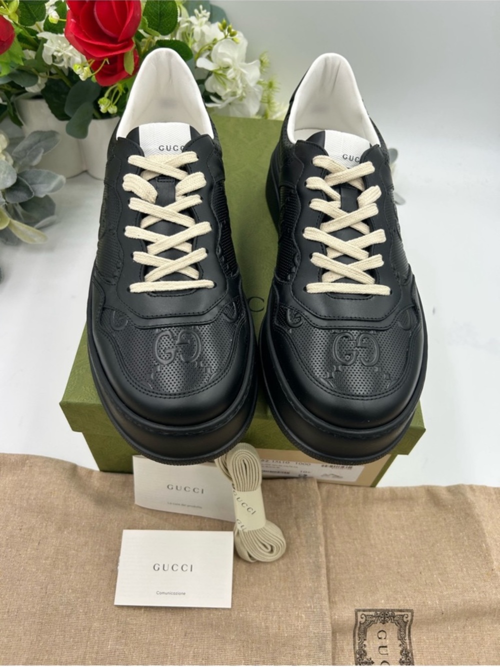 Men’s Gucci GG embossed leather sneakers size 10.5 made in Italy - Picture 11 of 11